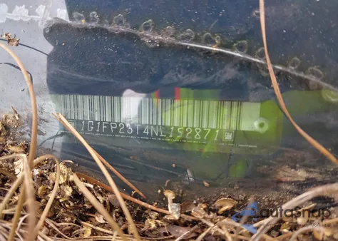 1992 Chevrolet Camaro Rs z USA, uszkodzony, nr VIN 1G1FP23T4NL152871